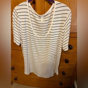 Old Navy XL Tee